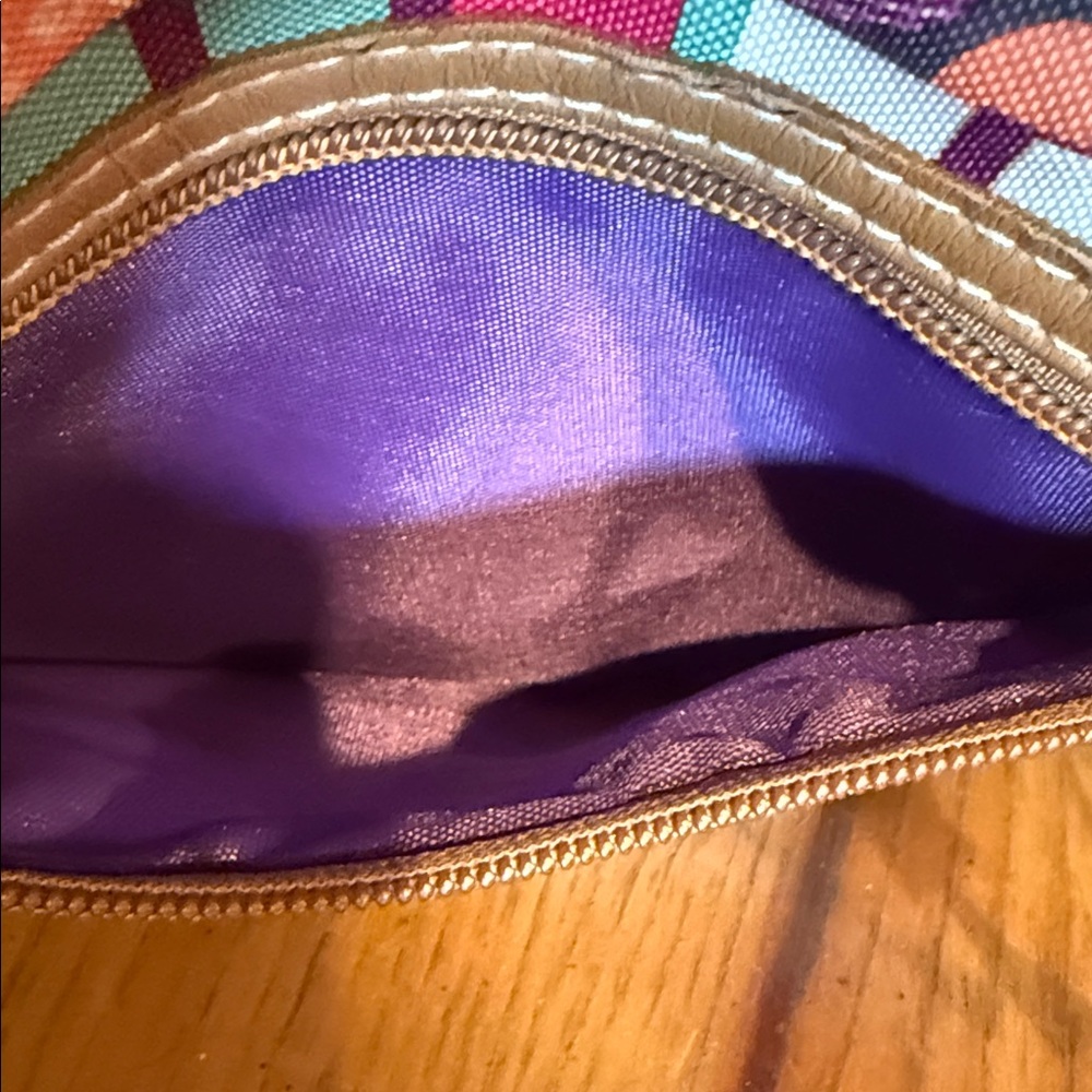 Lily Bloom Colorful Patchwork Crossbody Bag - Picture 9 of 10